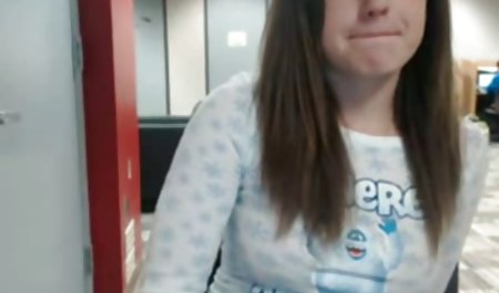 魅力的な若きミーティングを必要とするために、お尻か 無料 の youtube