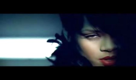 自分たちの突き刺したClitと滑りのヌーディストだ温MilfビーチVoyeur ユーチューブ ドラマ 無料 Spy